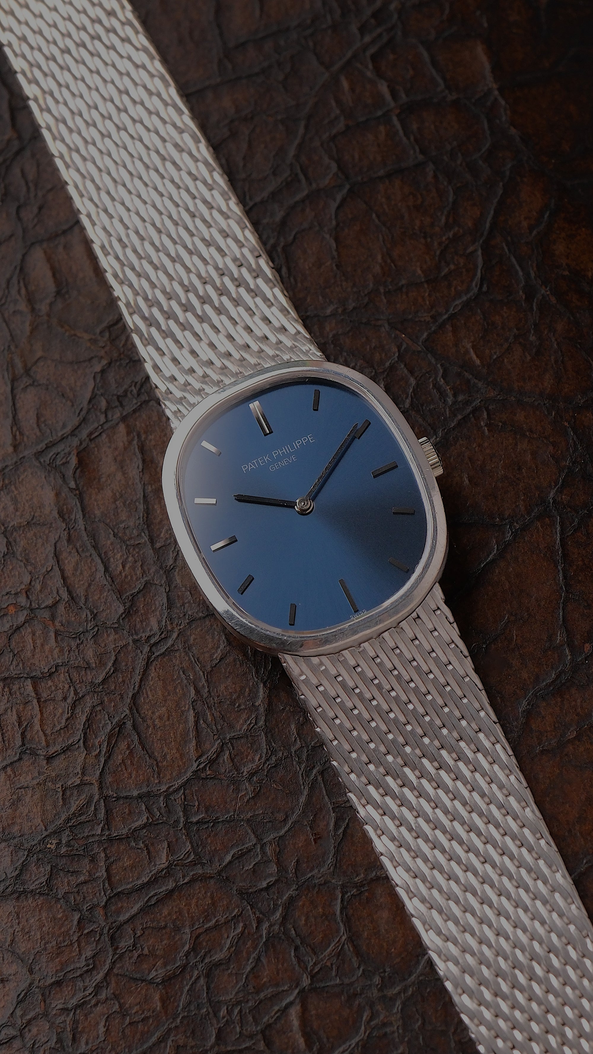 Philippe Golden Ellipse 3548G 18K White Gold Blue Dial (Patek Service)