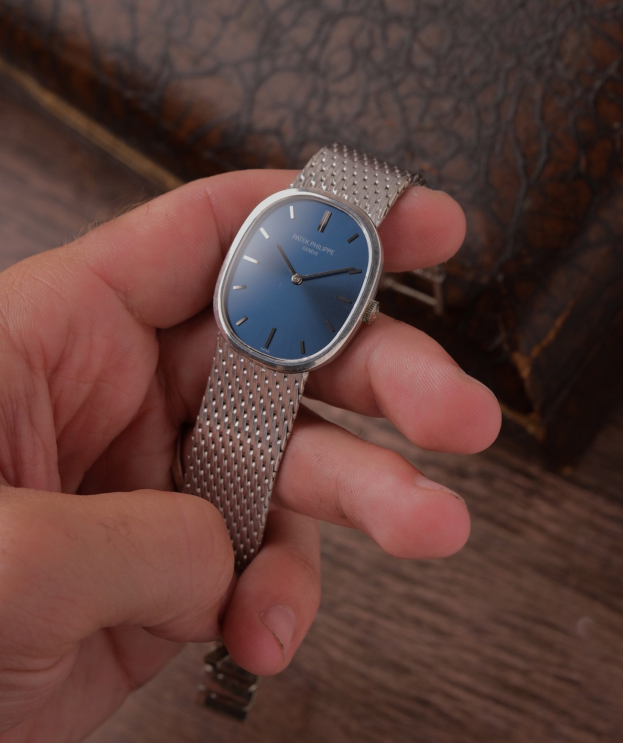 Philippe Golden Ellipse 3548G 18K White Gold Blue Dial (Patek Service)
