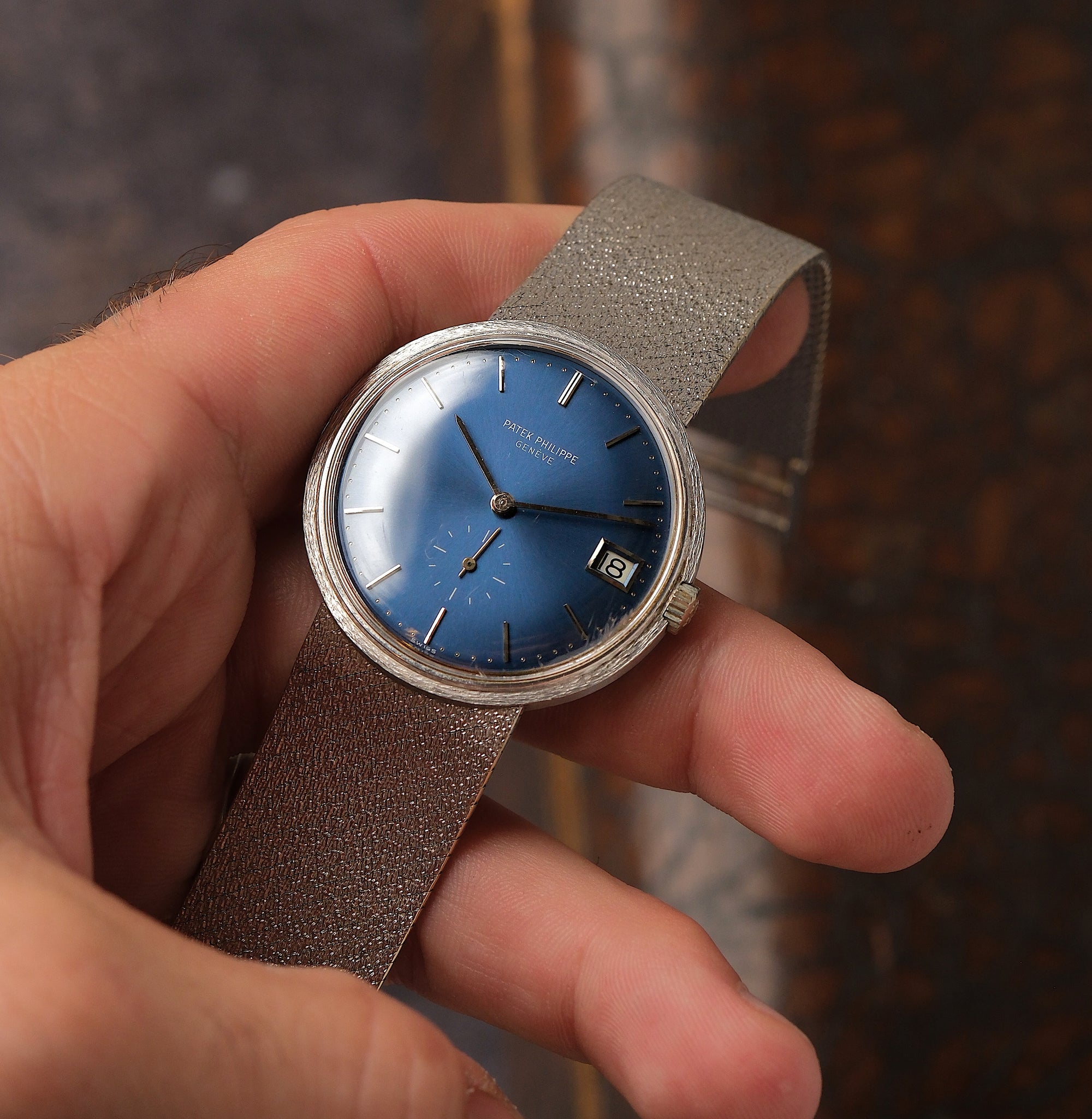 Patek Philippe Vintage 18k White Gold Calatrava Blue Dial Ref. 3445G (VAT RECLAMABLE)
