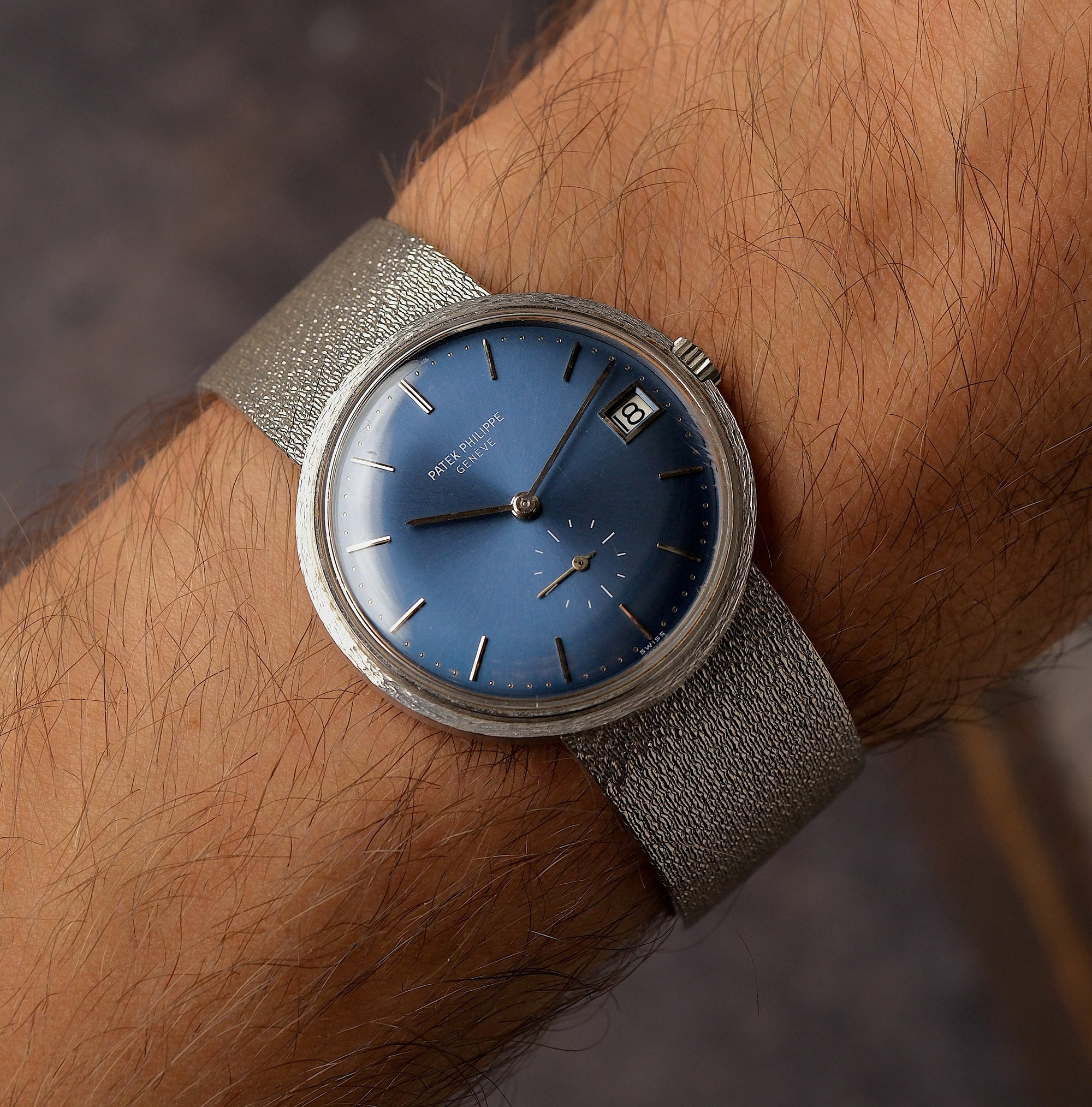 Patek Philippe Vintage 18k White Gold Calatrava Blue Dial Ref. 3445G (VAT RECLAMABLE)