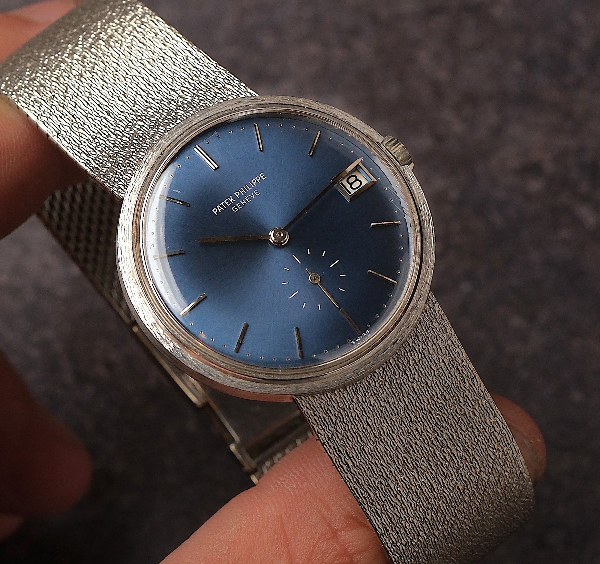 Patek Philippe Vintage 18k White Gold Calatrava Blue Dial Ref. 3445G (VAT RECLAMABLE)
