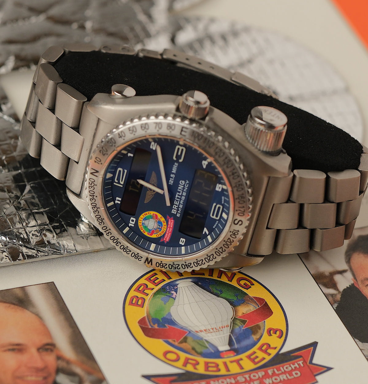 Breitling Emergency Titanium 43mm Ref. E56321 – Full Set