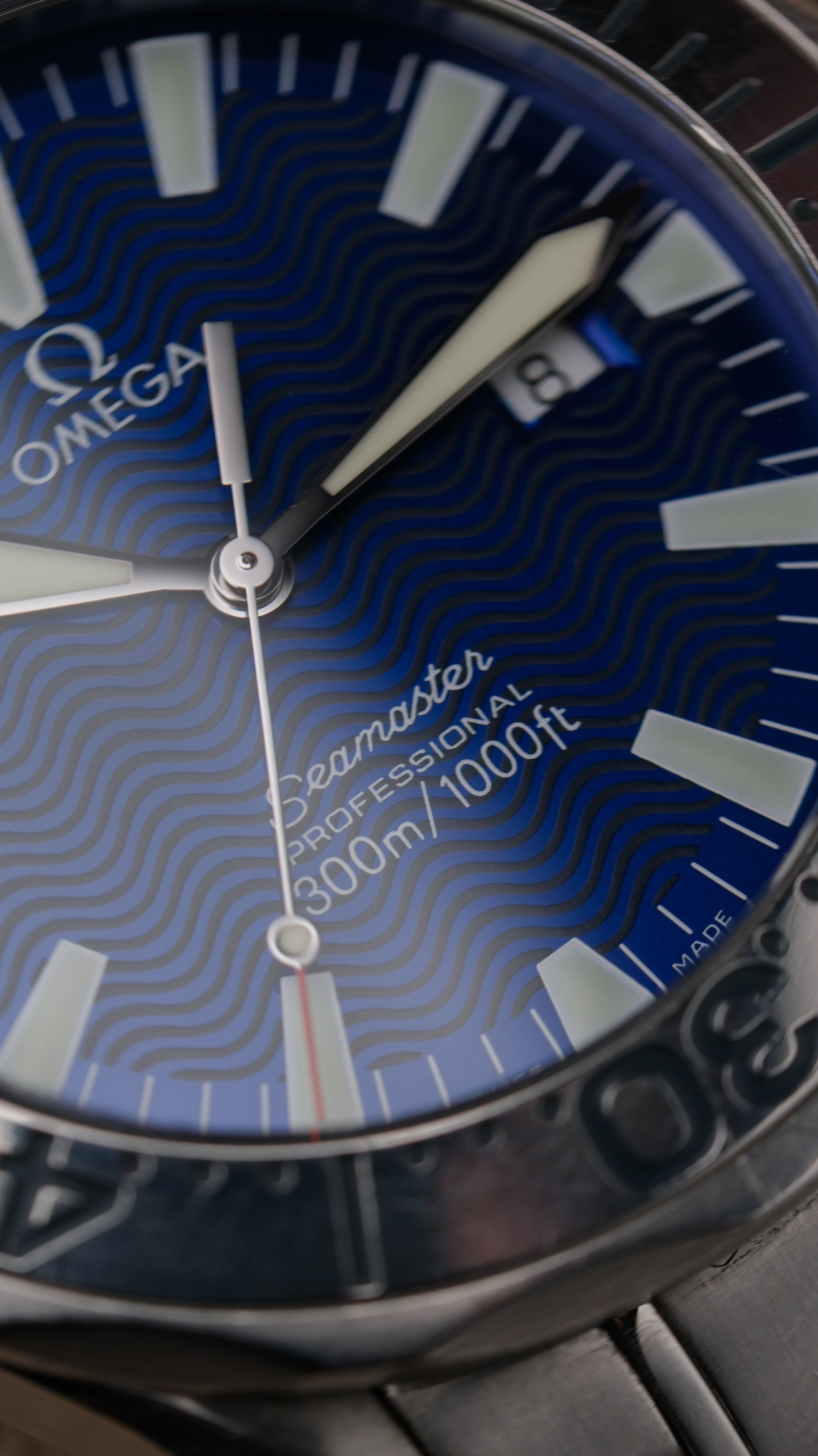 Omega Seamaster 300m / card open / mint