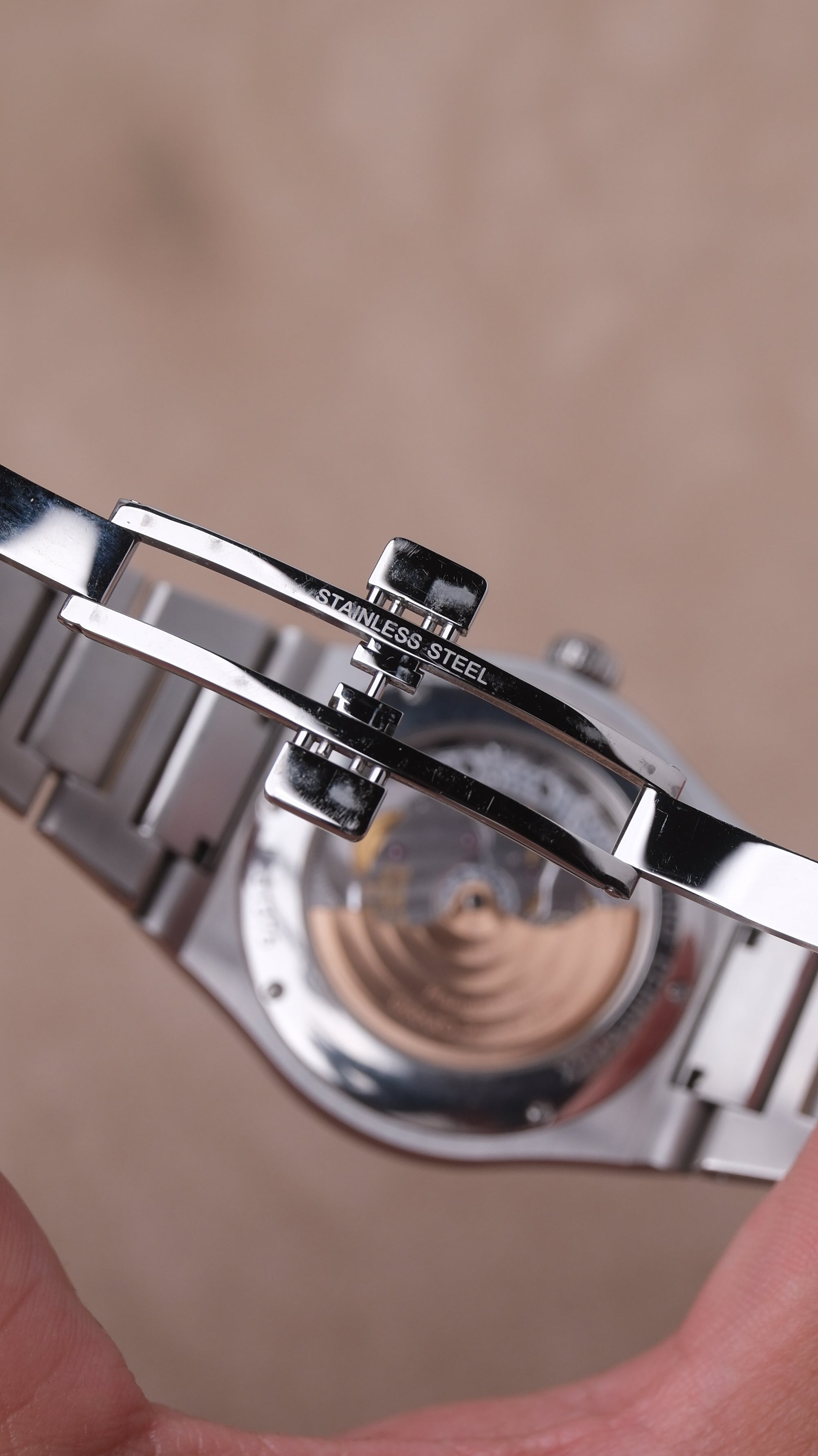 SOLD Girard Perregaux Laureato 38mm Full set / Minty / Copper dial