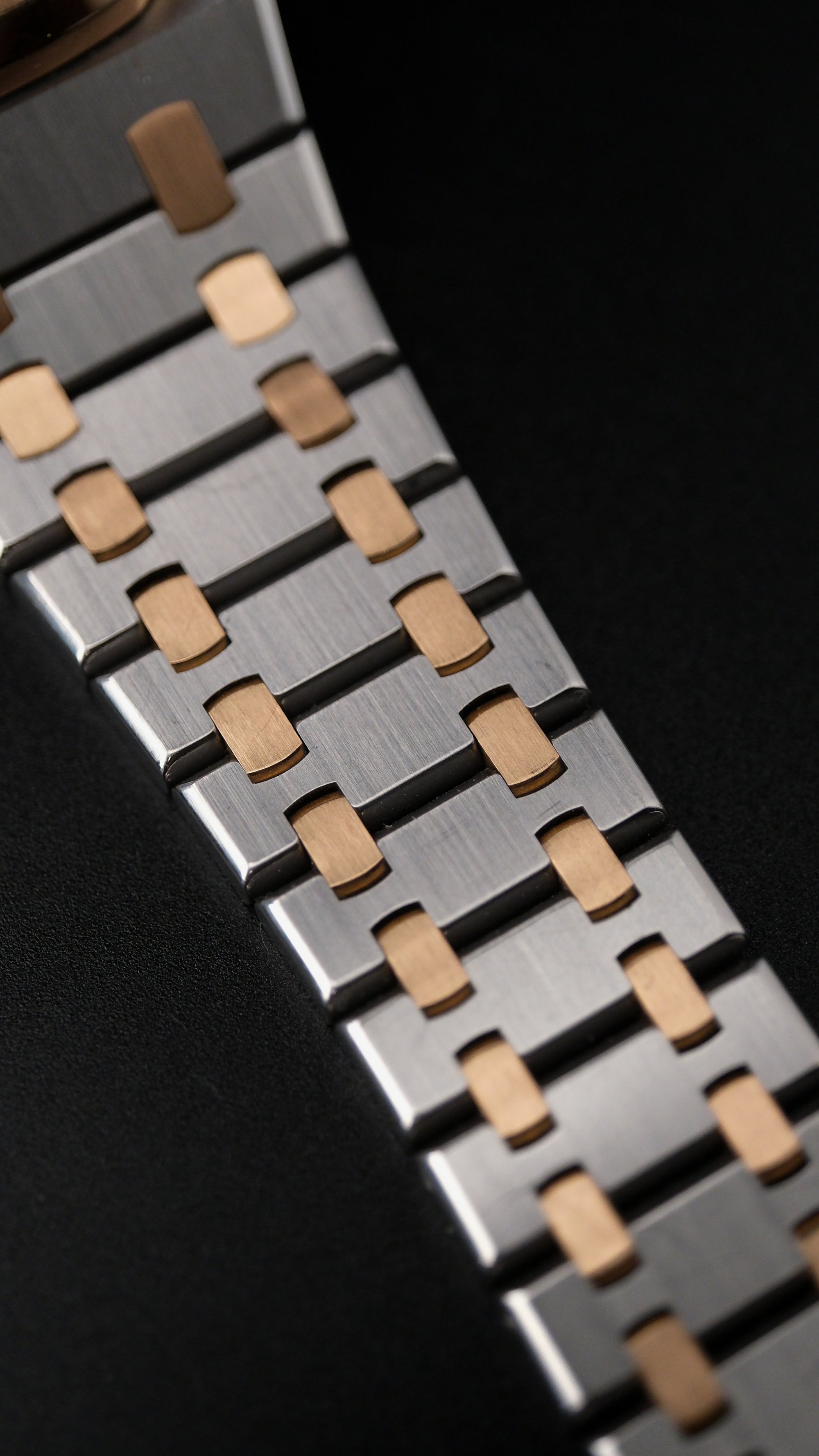 Audemars Piguet Royal Oak Limited To 250 / Pride of China / Super Rare