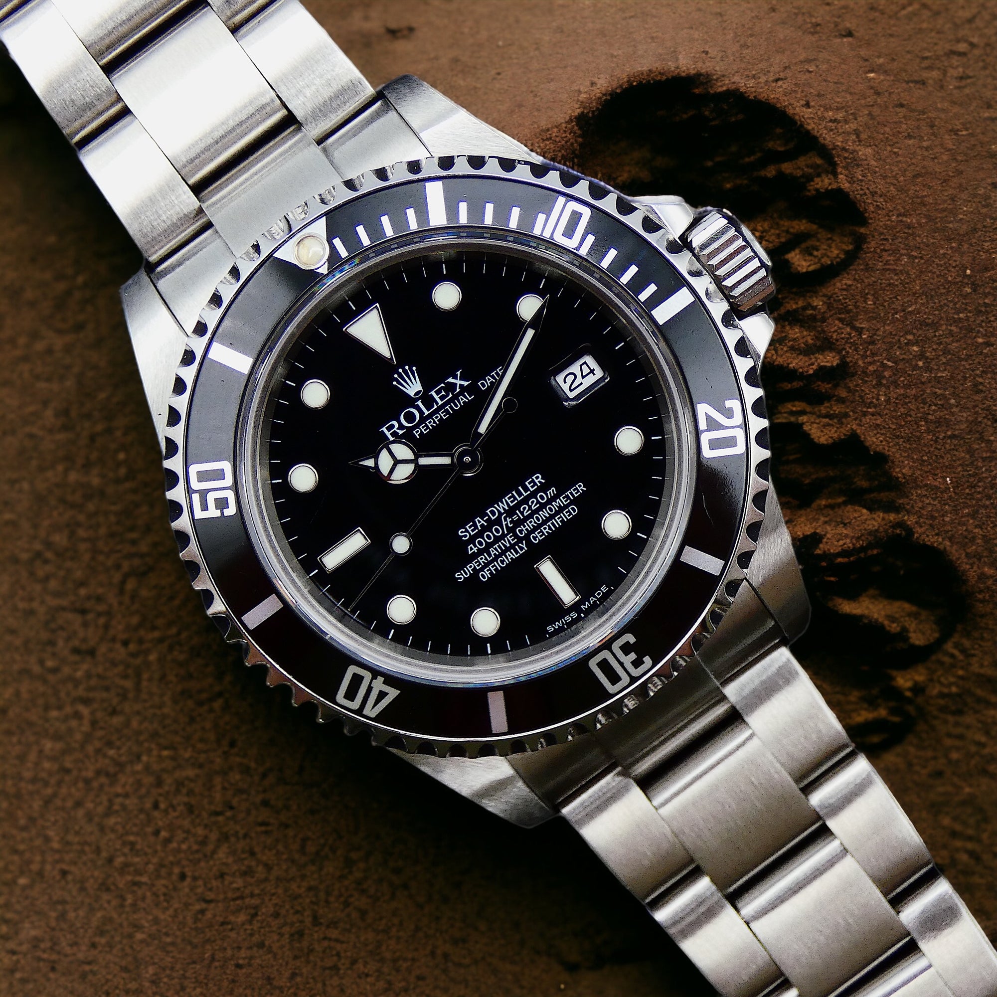 SOLD Rolex Sea-Dweller 4000 16600 / 2004