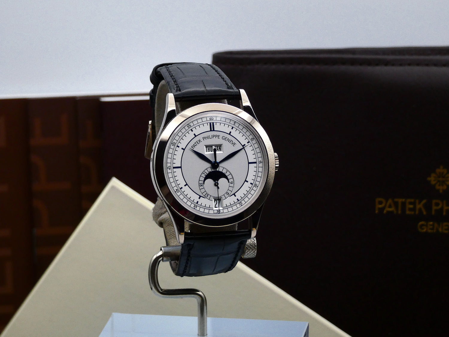 SOLD Patek Philippe Annual Calendar Moon Phases 5396G-001 full set 200 –  EON Watches