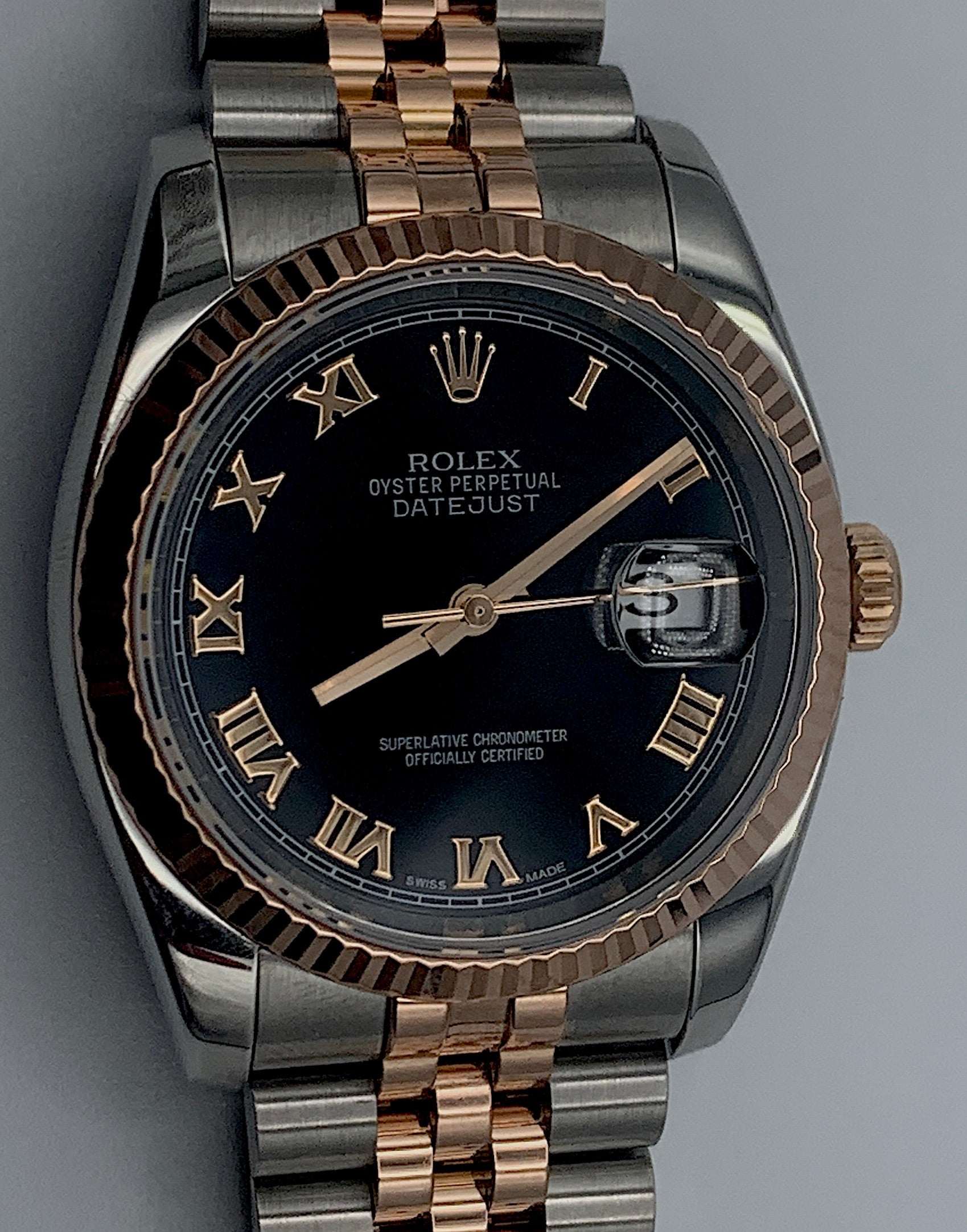 SOLD Rolex Datejust 36 Rolesor Everose Fluted / Jubilee / Black Roman - 116231