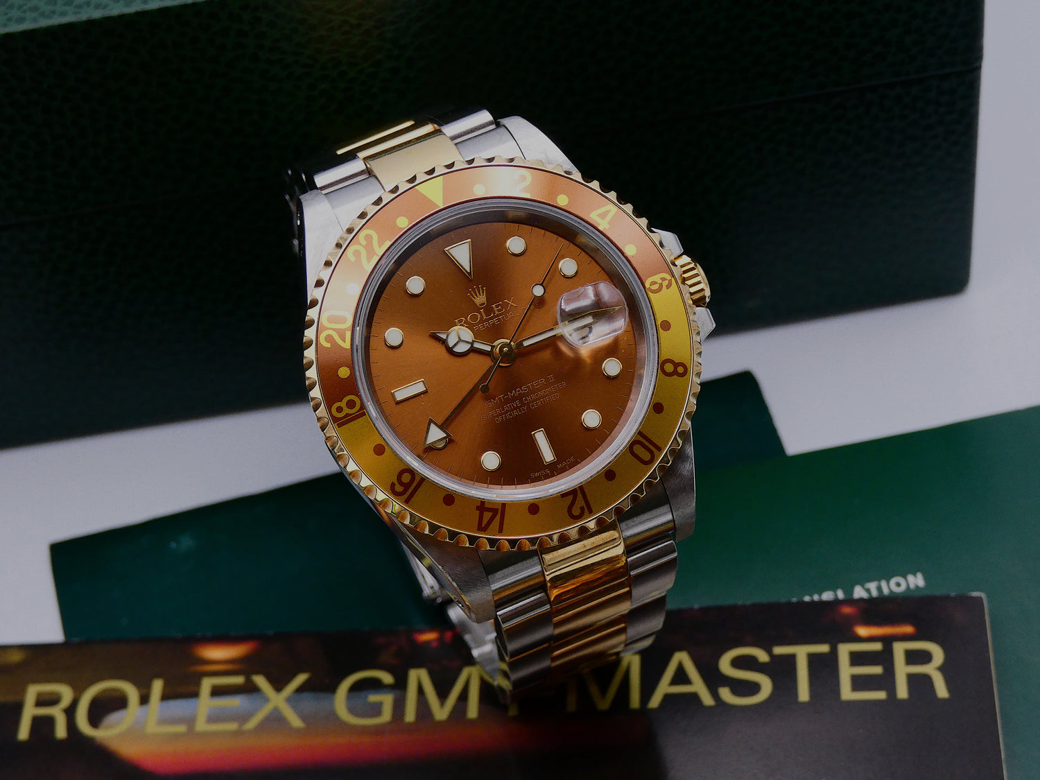 VERKOCHT Rolex GMT-Master II 2001 Rootbeer
