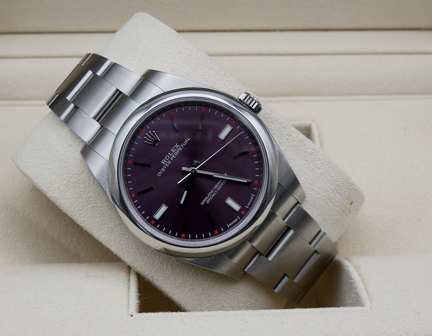 SOLD Oyster Perpetual 39mm NOS / Grape purple dial
