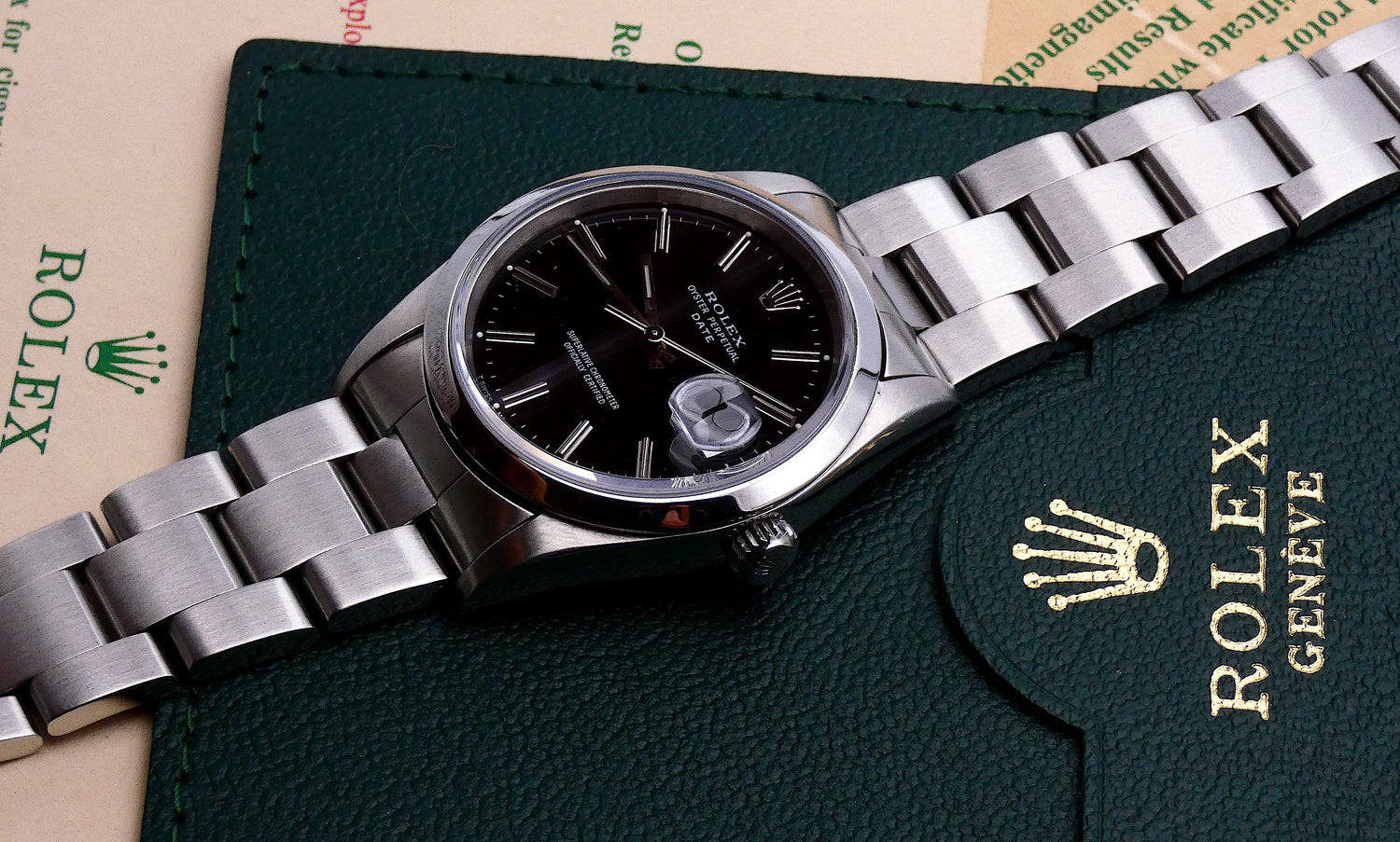 SOLD Oyster Perpetual Date / serviced / black dial 15200