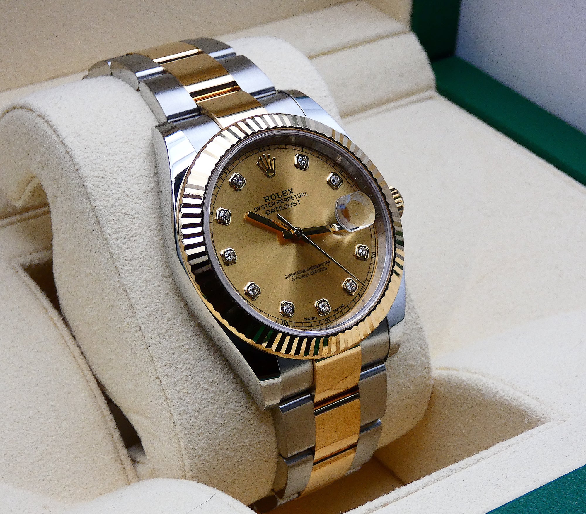 SOLD Rolex Datejust 41 Diamond dial / 2019 full set NL