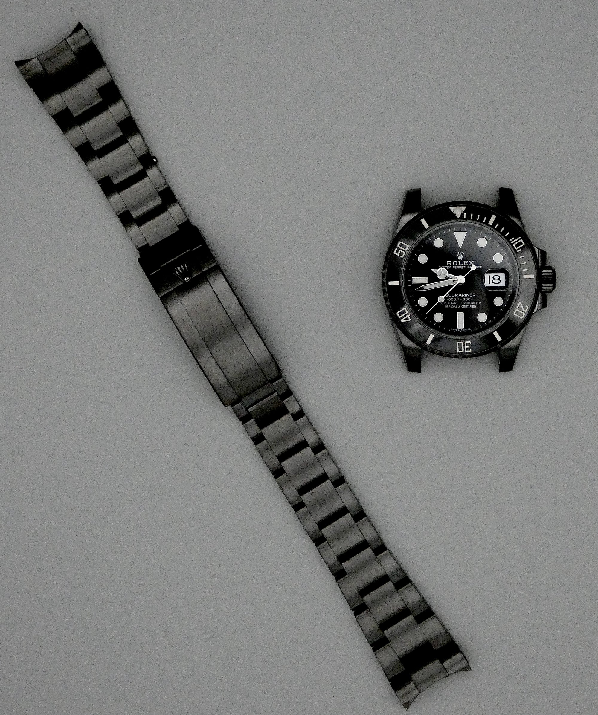 SOLD Rolex Submariner Date / All Black / DLC