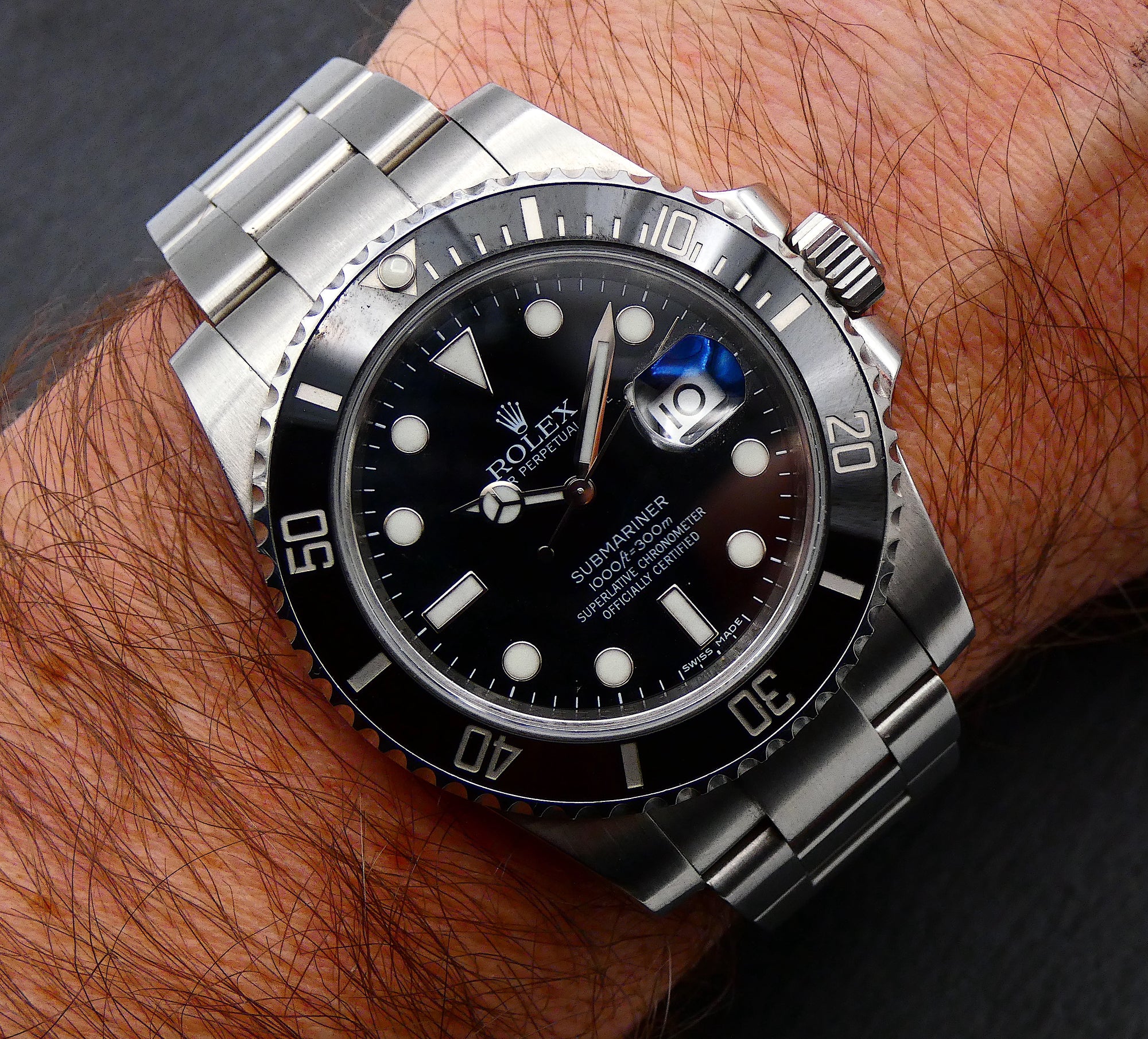 SOLD Rolex Submariner Date 116610LN / 2011