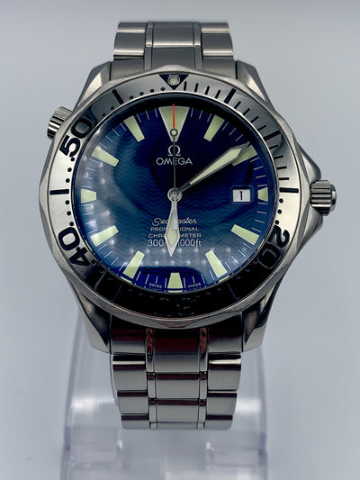 SOLD Omega Professional 300m Automatic Mens Watch Seamaster NOS / Electric Blue