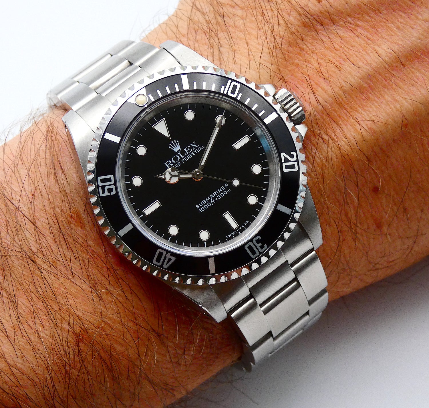 SOLD Rolex Submariner 14060 1990 A++ / serviced with warranty and papers