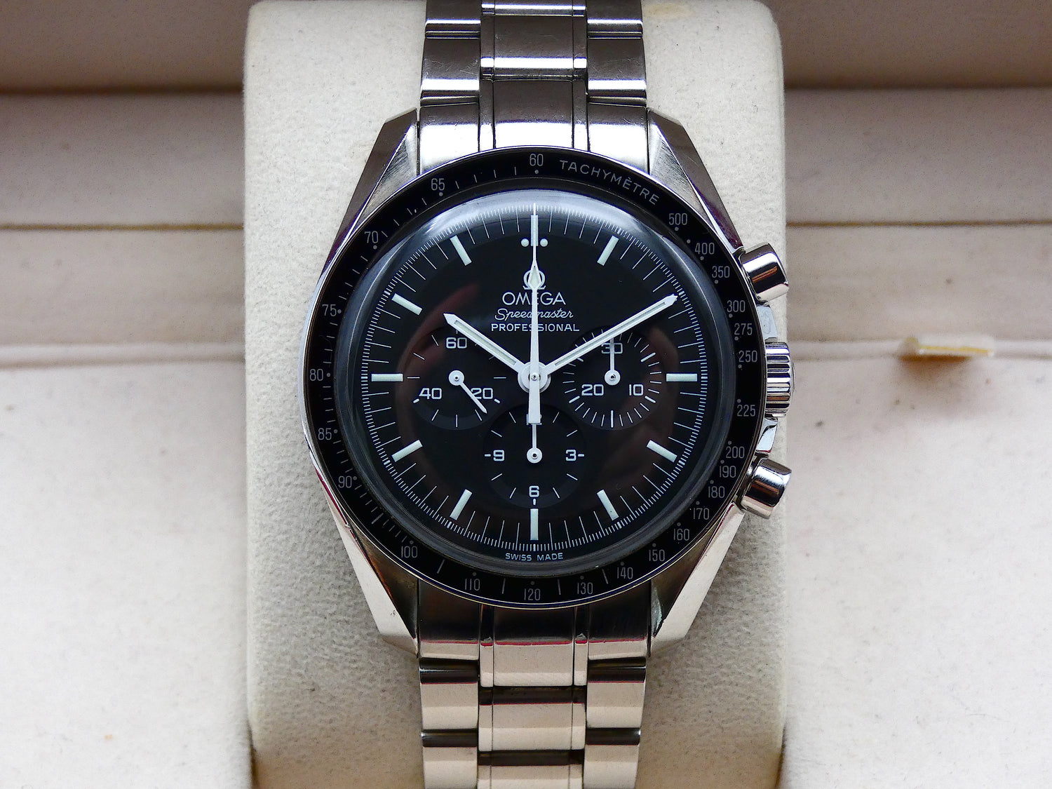 SOLD Omega Speedmaster Professional Moonwatch 3570.50.00