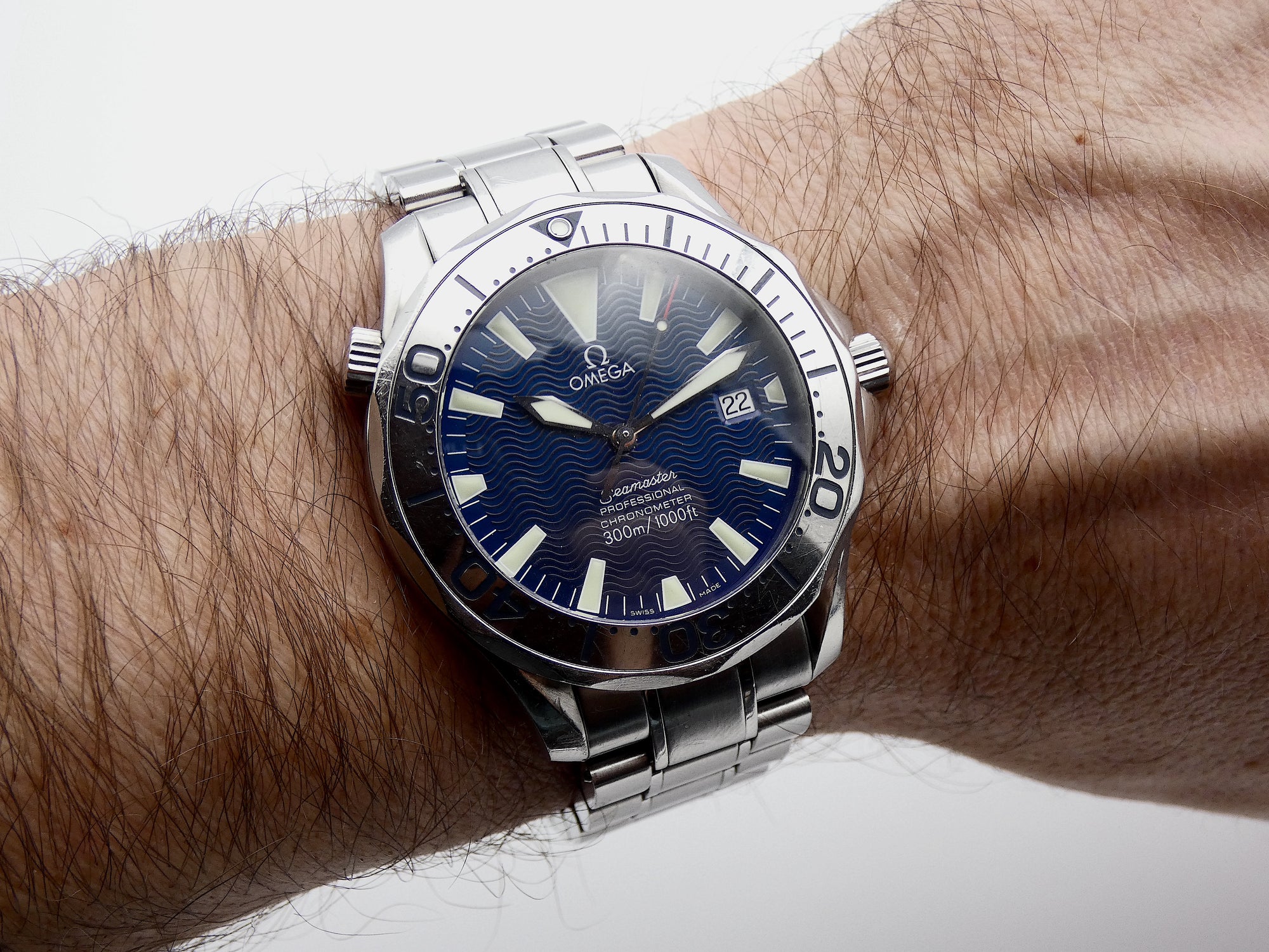 SOLD Omega Professional 300m Seamaster / Electric Blue