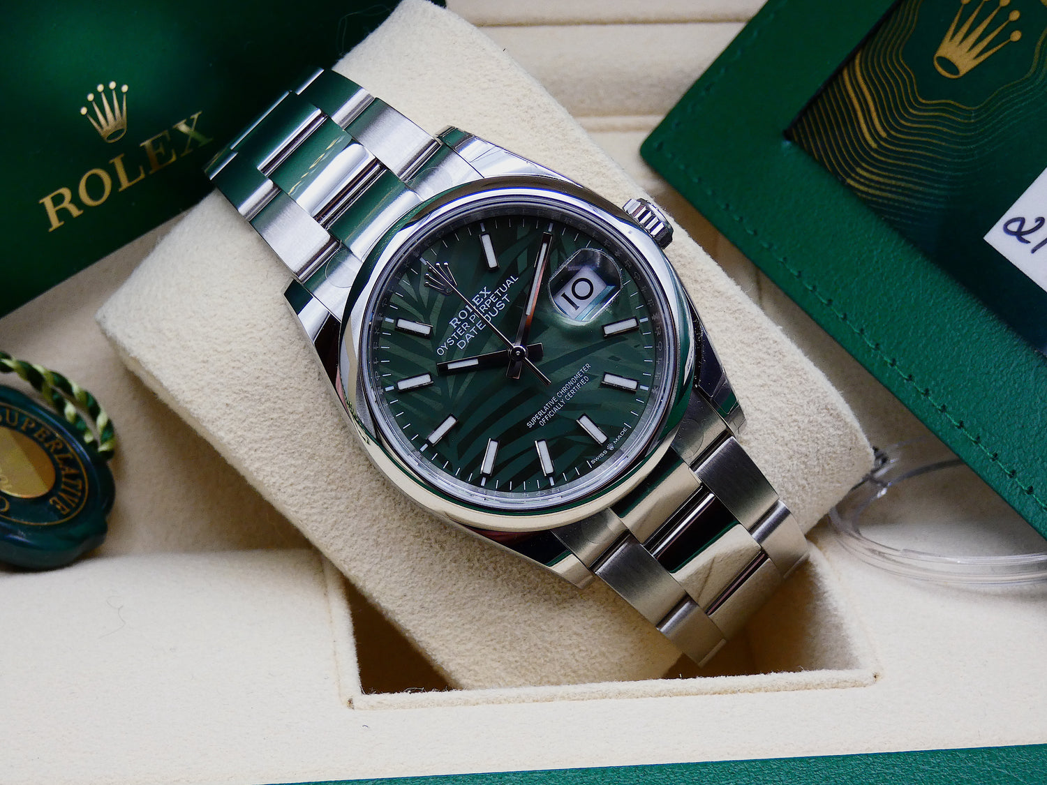 SOLD Rolex Datejust 36 Palm New stickered