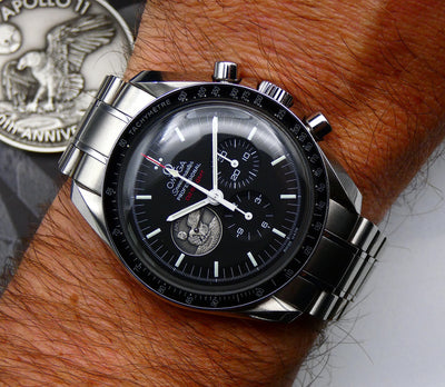 SOLD Omega Speedmaster Professional Moonwatch Apollo 11 / full set 2010 / DE