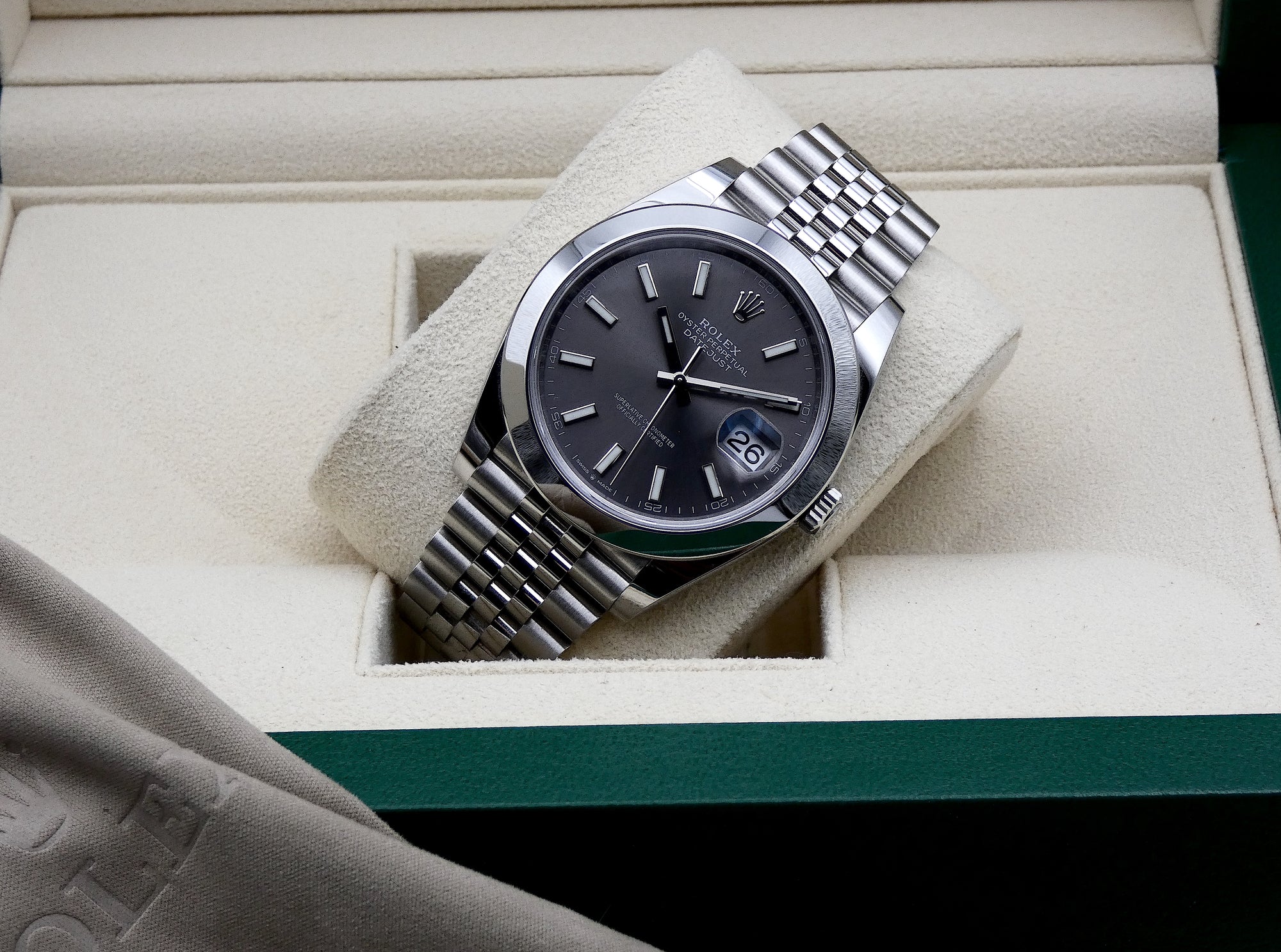 SOLD Reserved Datejust II Grey Rhodium 41 mm // Full Set 2021