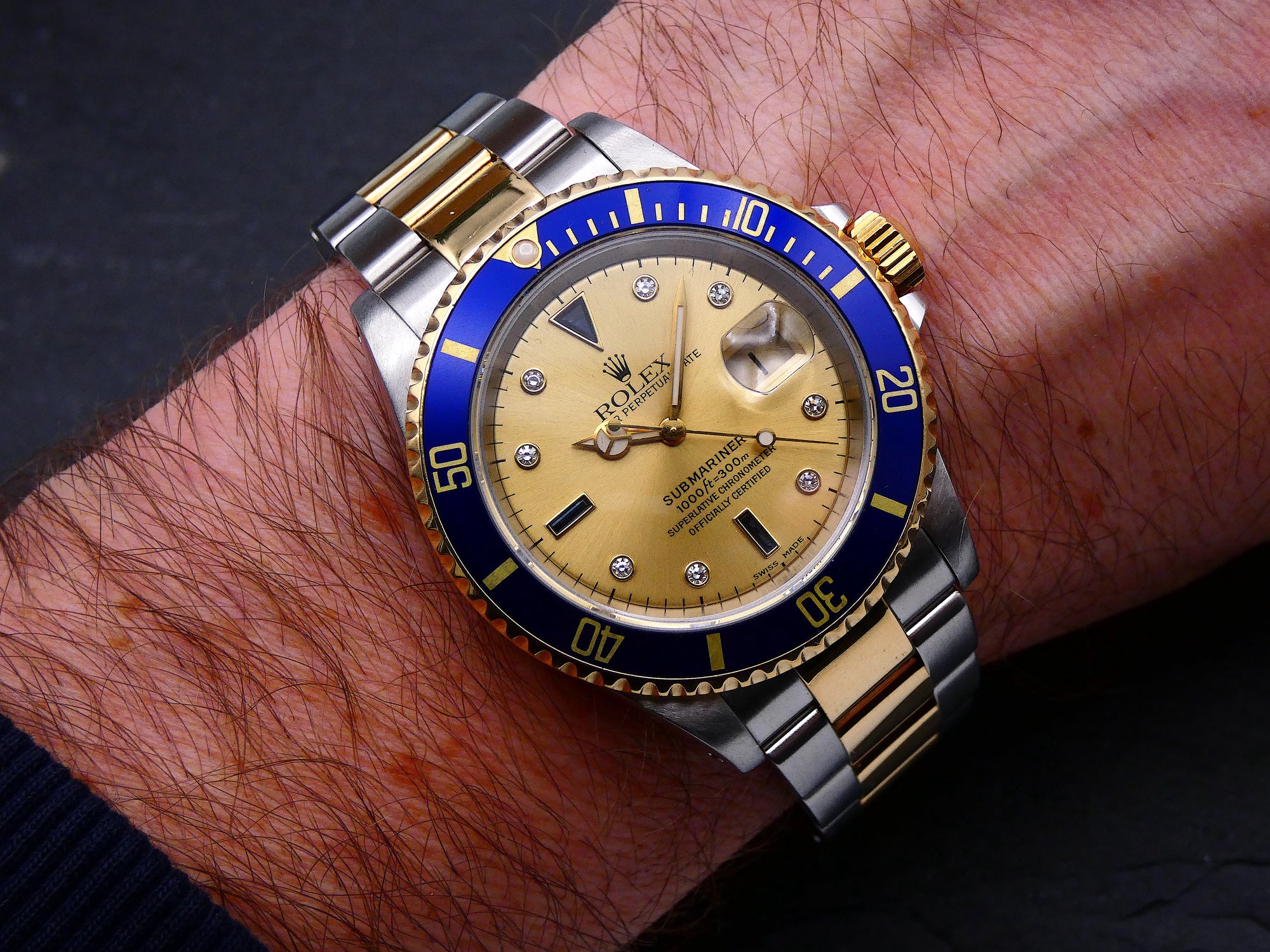 SOLD Rolex Submariner Date Sultan / 2000 / mint / full set