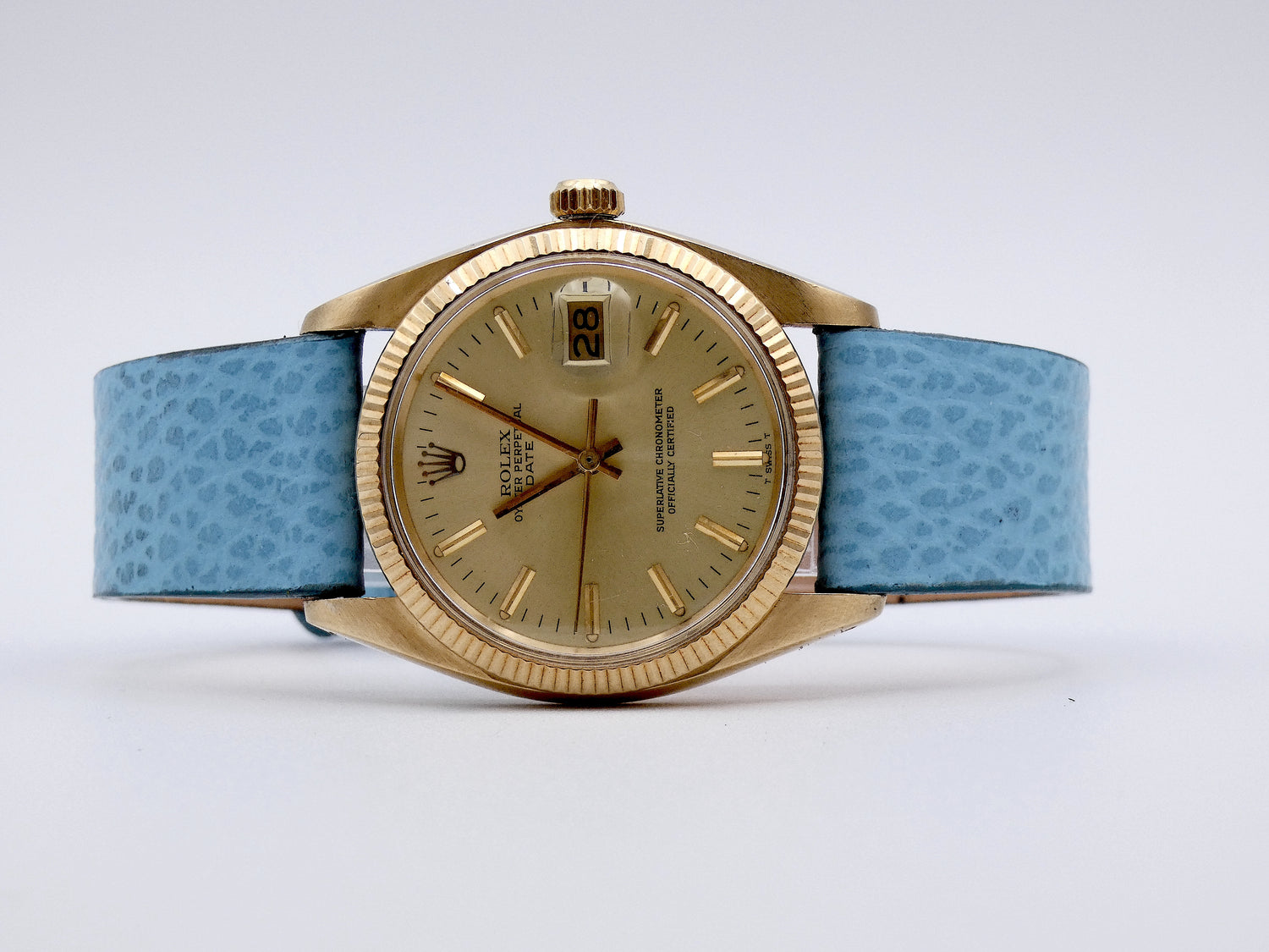 Sold Oyster Perpetual Date Full Gold 1979 Mint