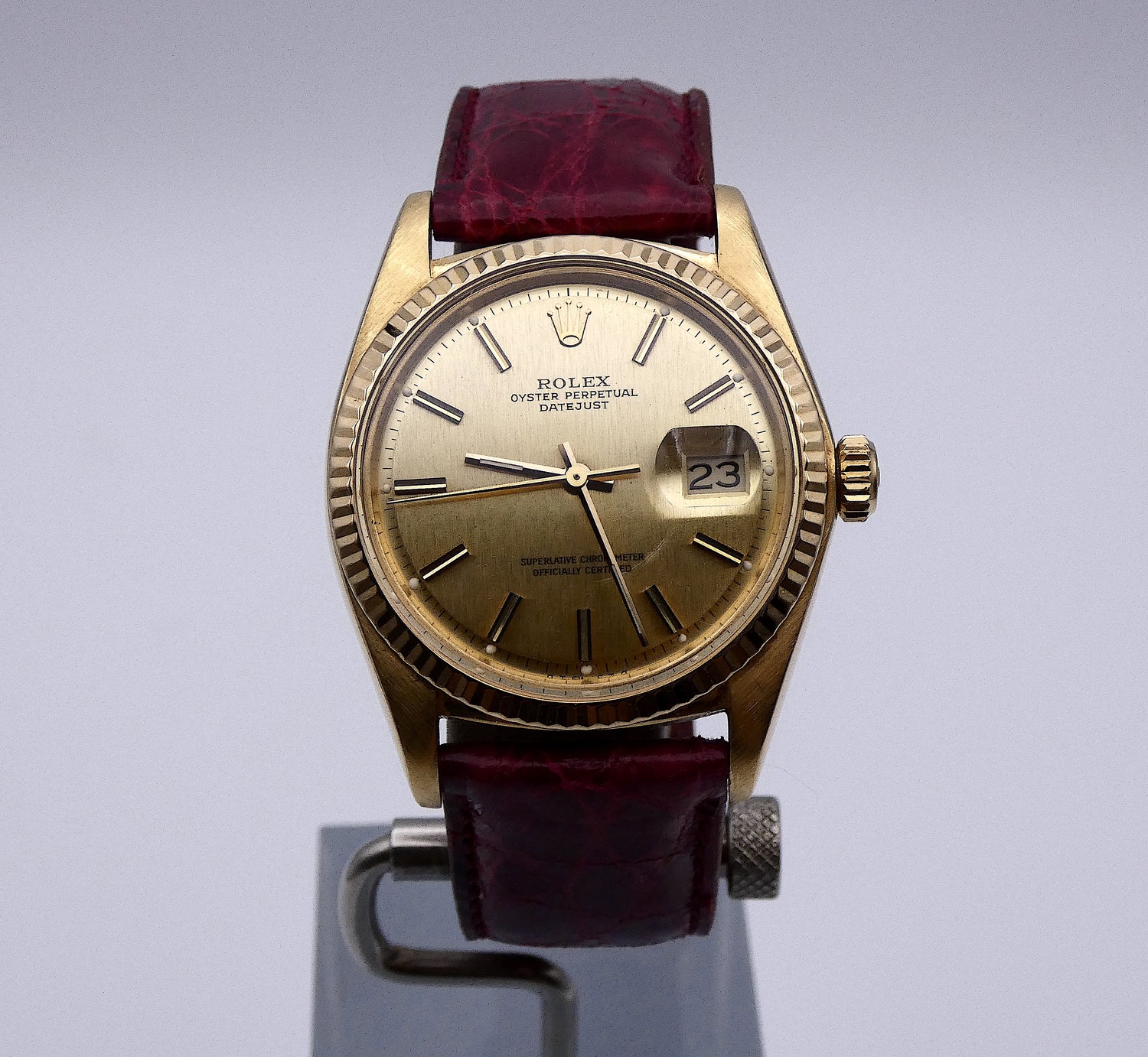 SOLD Datejust 18k Sigma Linen dial / 1973