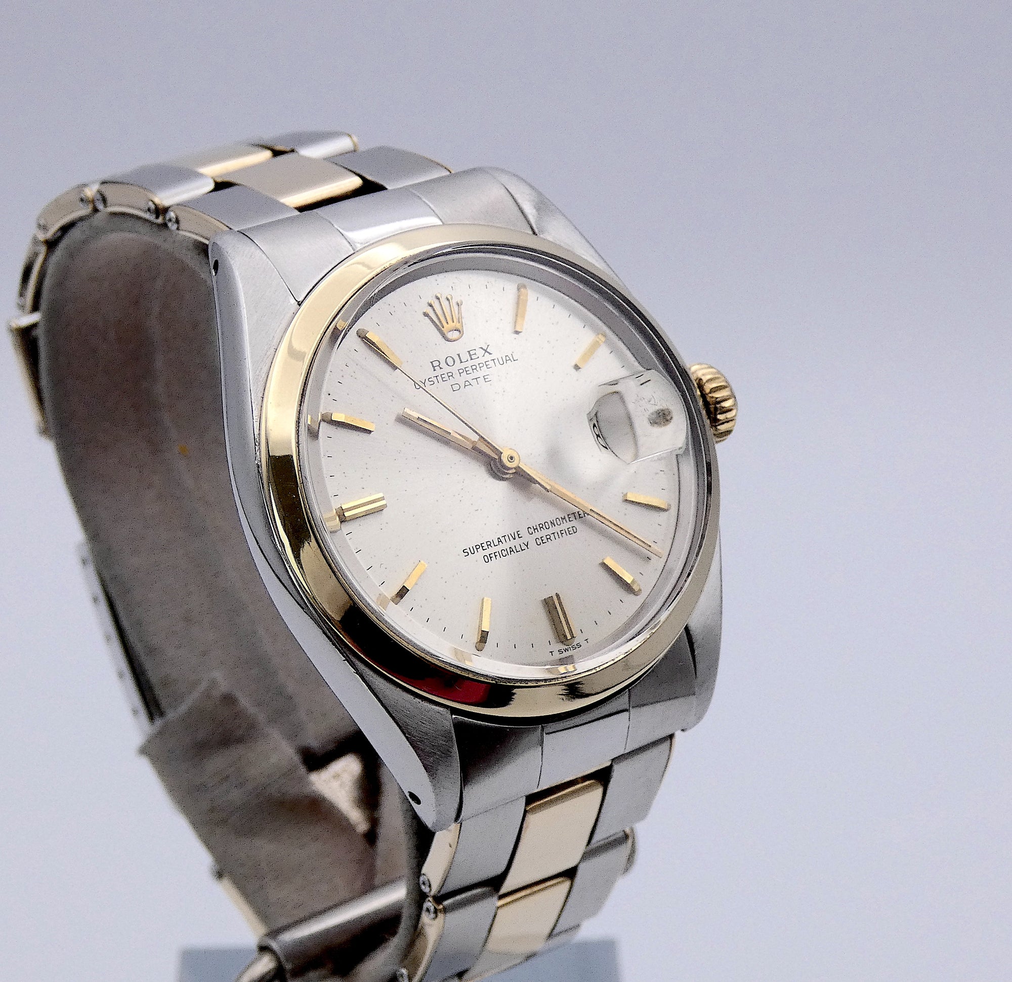 SOLD Rare Oyster Perpetual Date 1966 / Rivet stretch bracelet