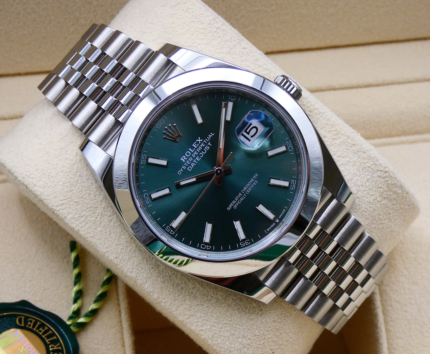 SOLD Rolex Datejust 41 new / green dial