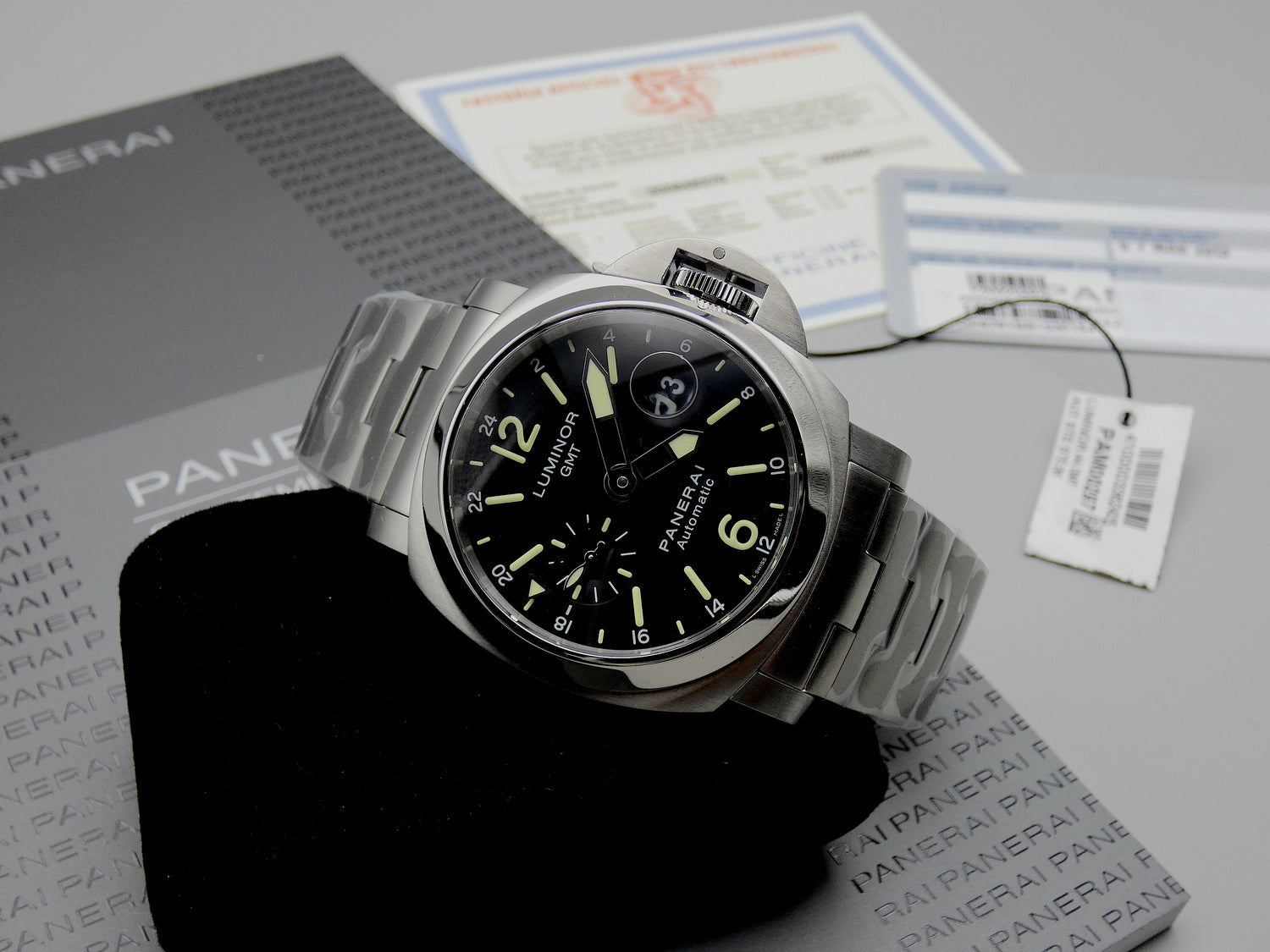 SODL NOS Luminor Gmt Panerai Luminor GMT Date 2013