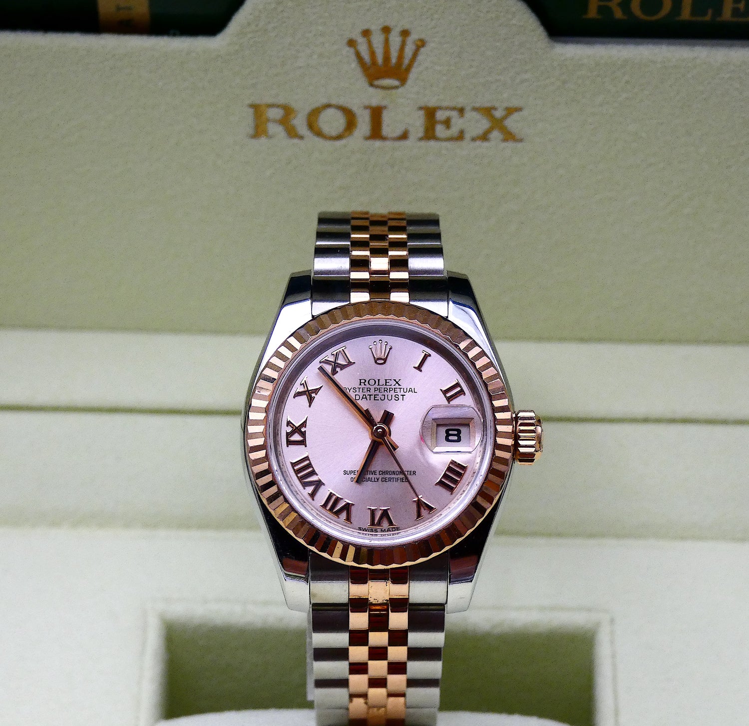 SOLD  Rolex Lady-Datejust 26mm / Rose gold / full set